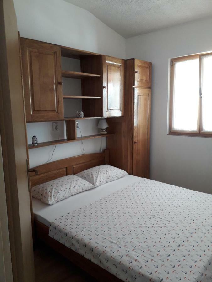 Apartmani MATKO Betina  Bagian luar foto